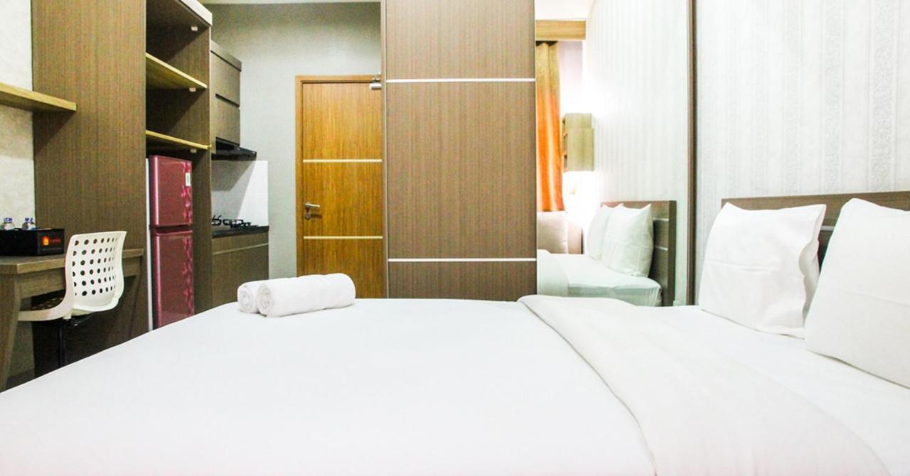 Apartemen New The Oasis By Travelio Bekasi